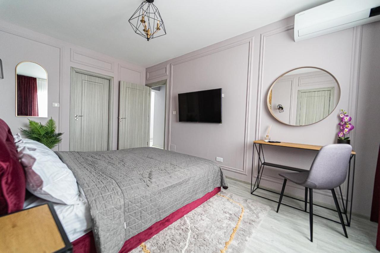 Delux Suite Bacău Eksteriør bilde