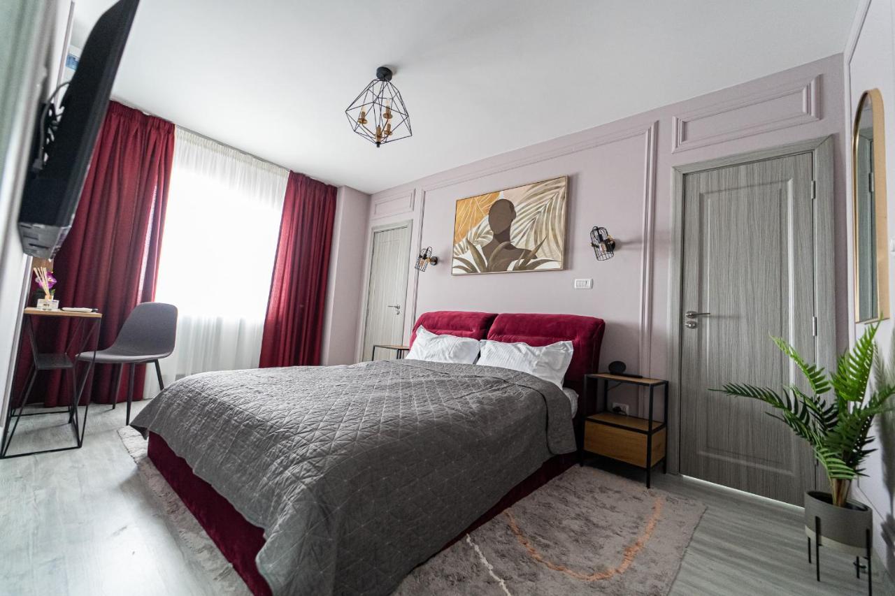 Delux Suite Bacău Eksteriør bilde